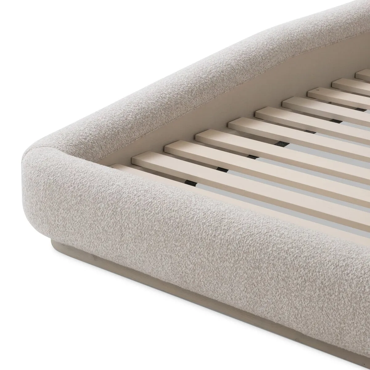 Paloma Bed