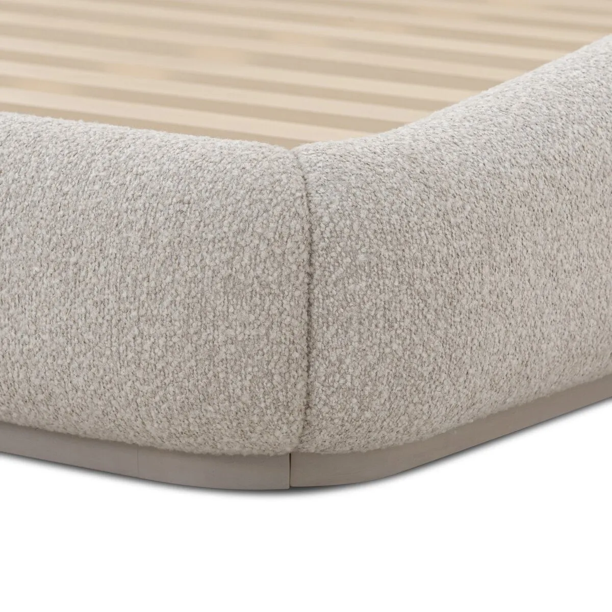 Paloma Bed