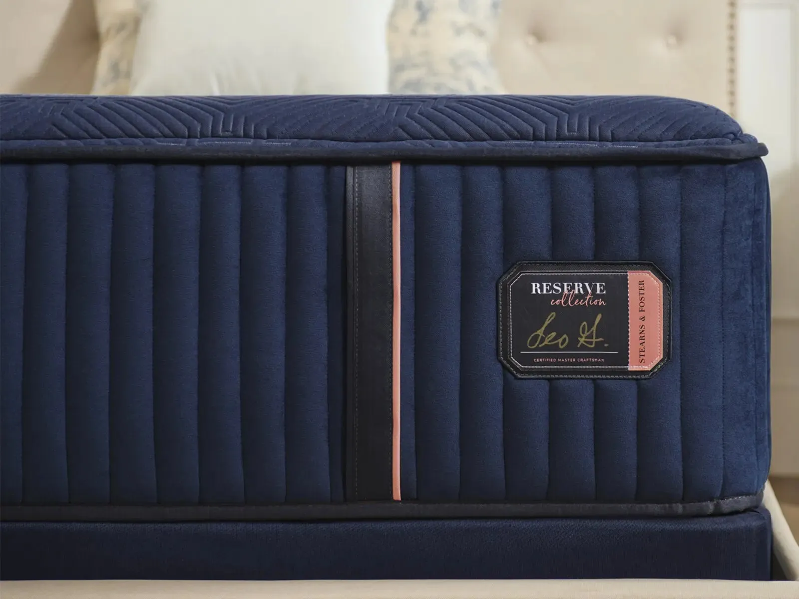 Stearns & Foster Reserve® 16" Medium Mattress