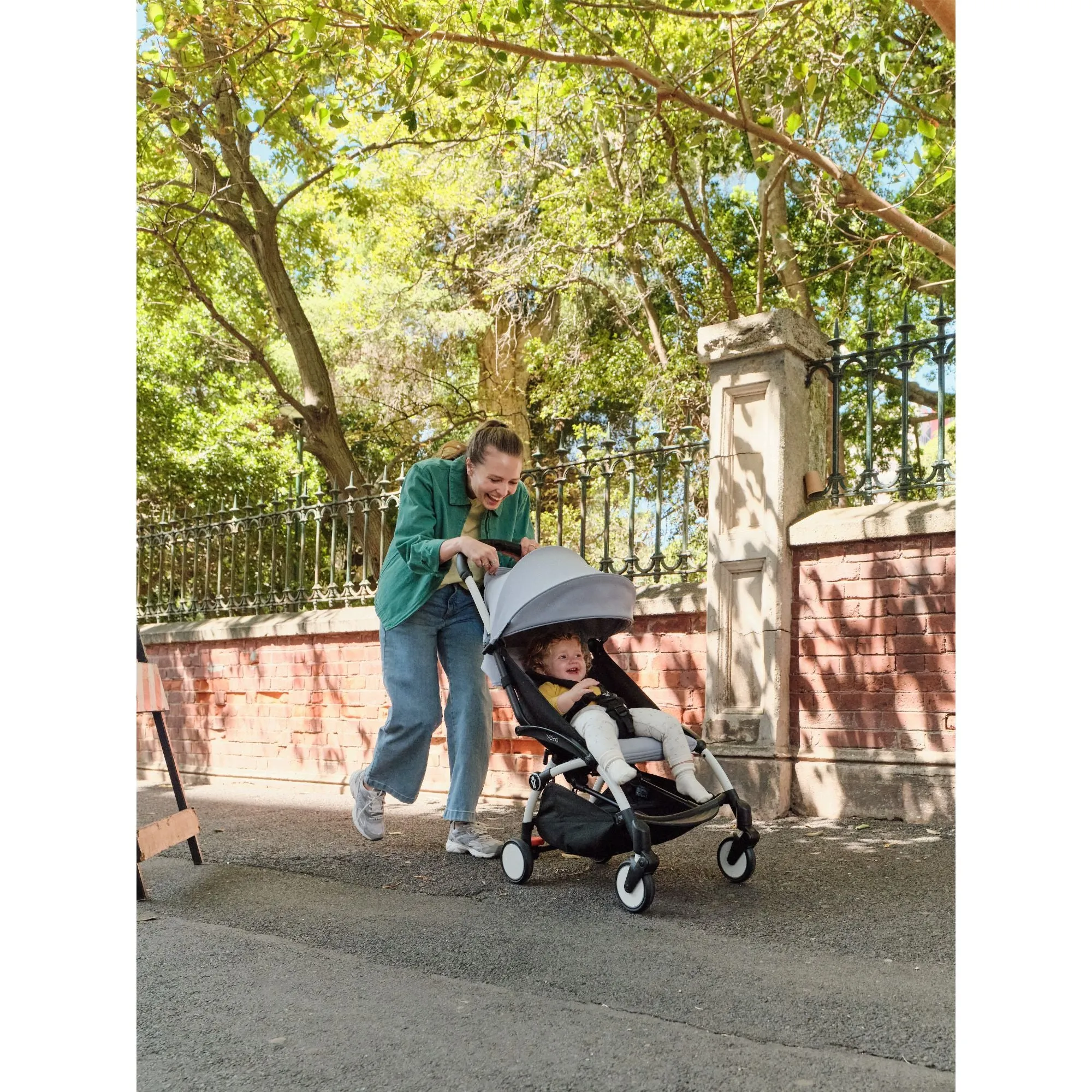 Stokke YOYO³ 6  Baby Stroller Set - Black Frame with Taupe 6  Color Pack