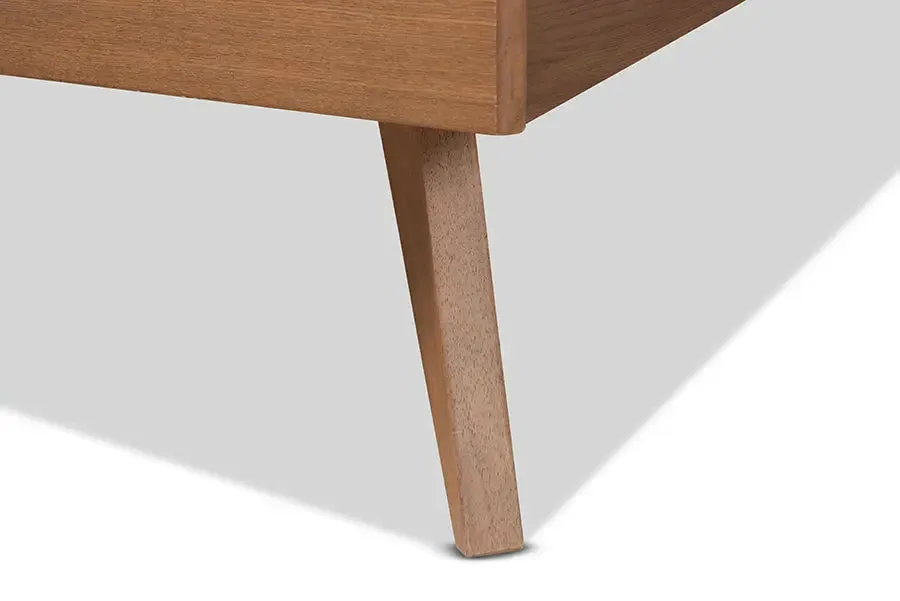 Yorkshire Ash Walnut Finished Wood Platform Bed (King)